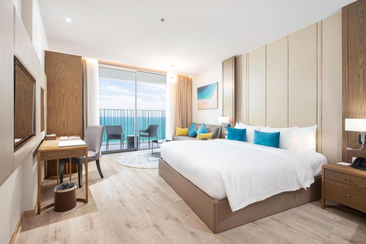 Homie Panorama Beachfront Residences Nha Trang Esterno foto